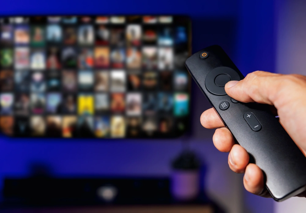 Selecting app while streaming TV